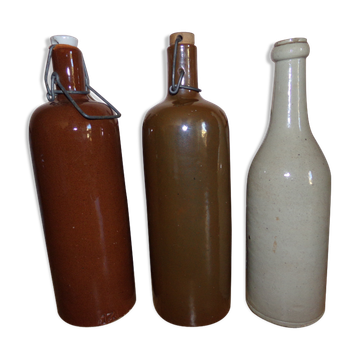 Lot de 3 bouteilles en grès vernissé