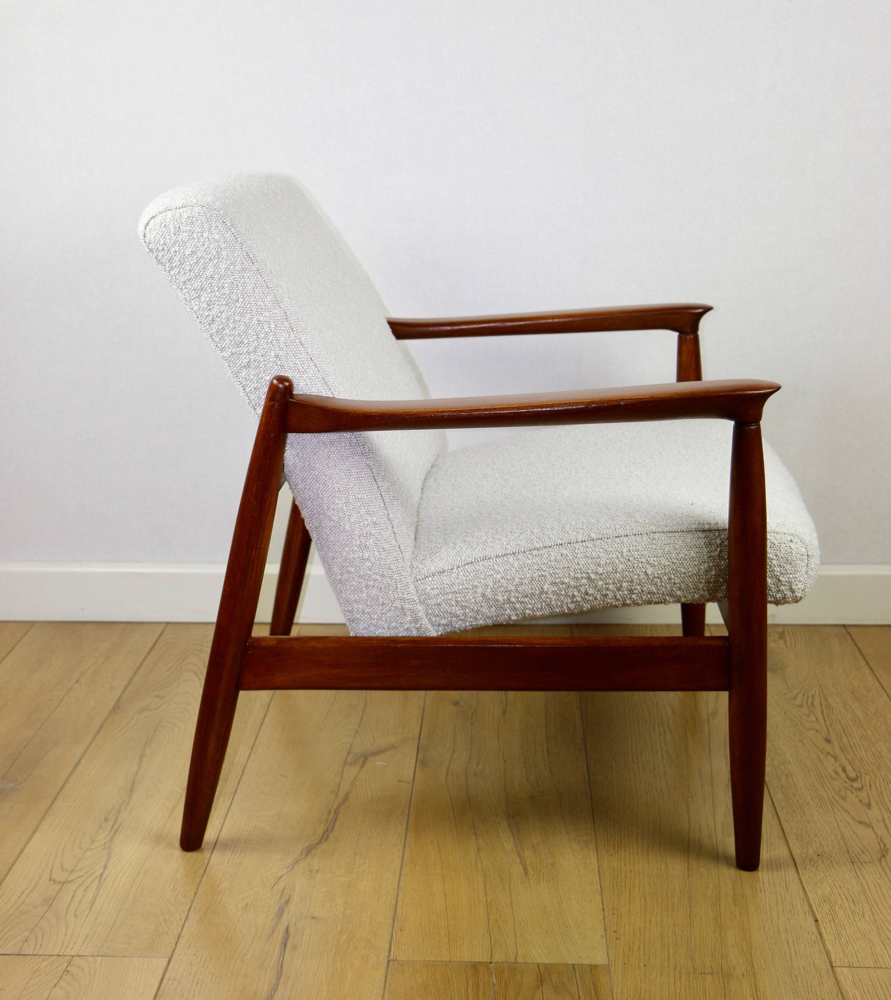 GFM-64 Brown Armchair in White Ivory Bouclé attributed to Edmund Homa, 1970s
