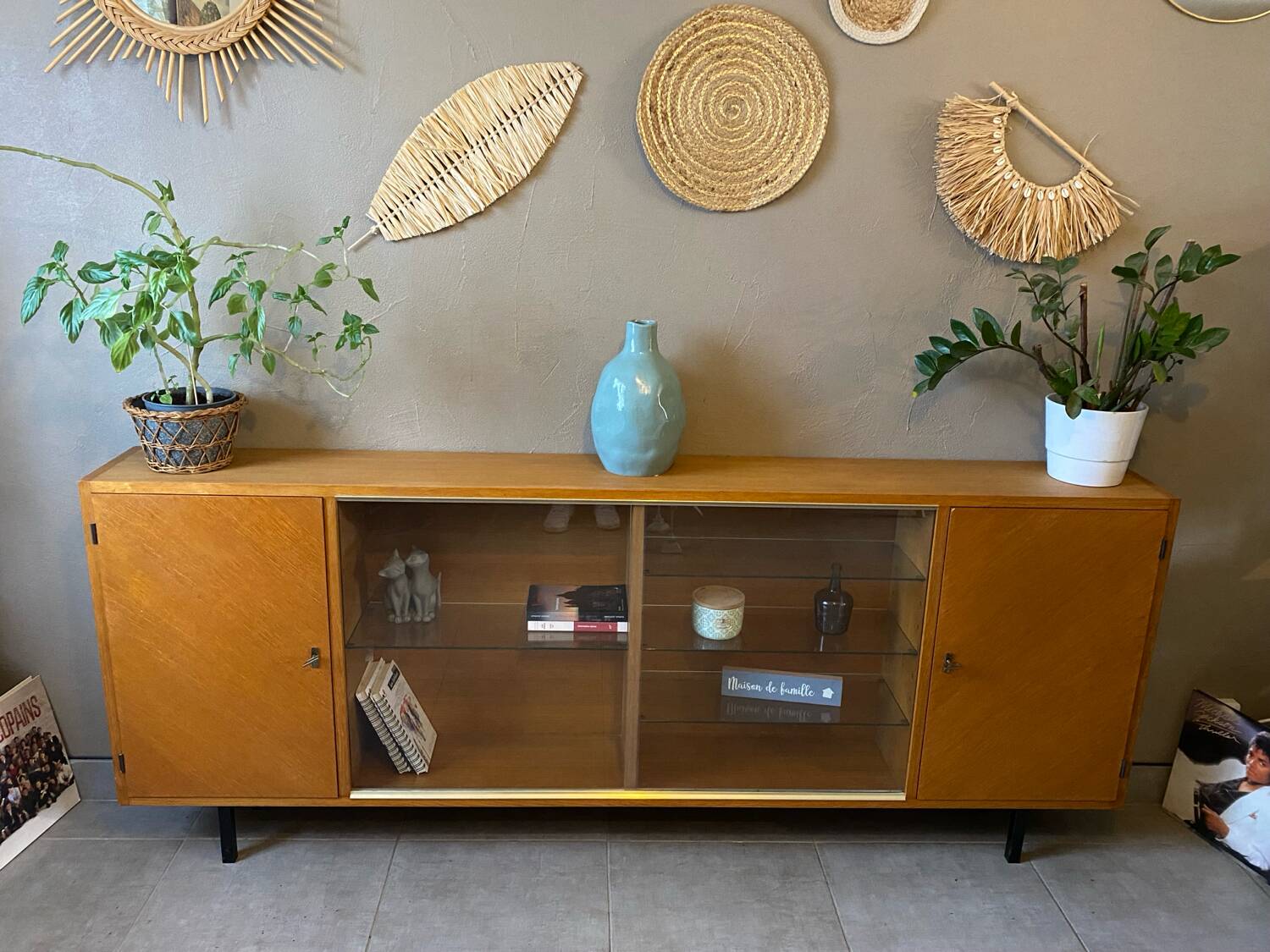 Vintage sideboard (shallow)