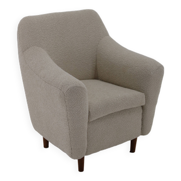 Fauteuil restauré des années 1970 en tissu boucle