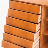 Vintage sideboard. Oak wood, drawers and door. France, 1960s