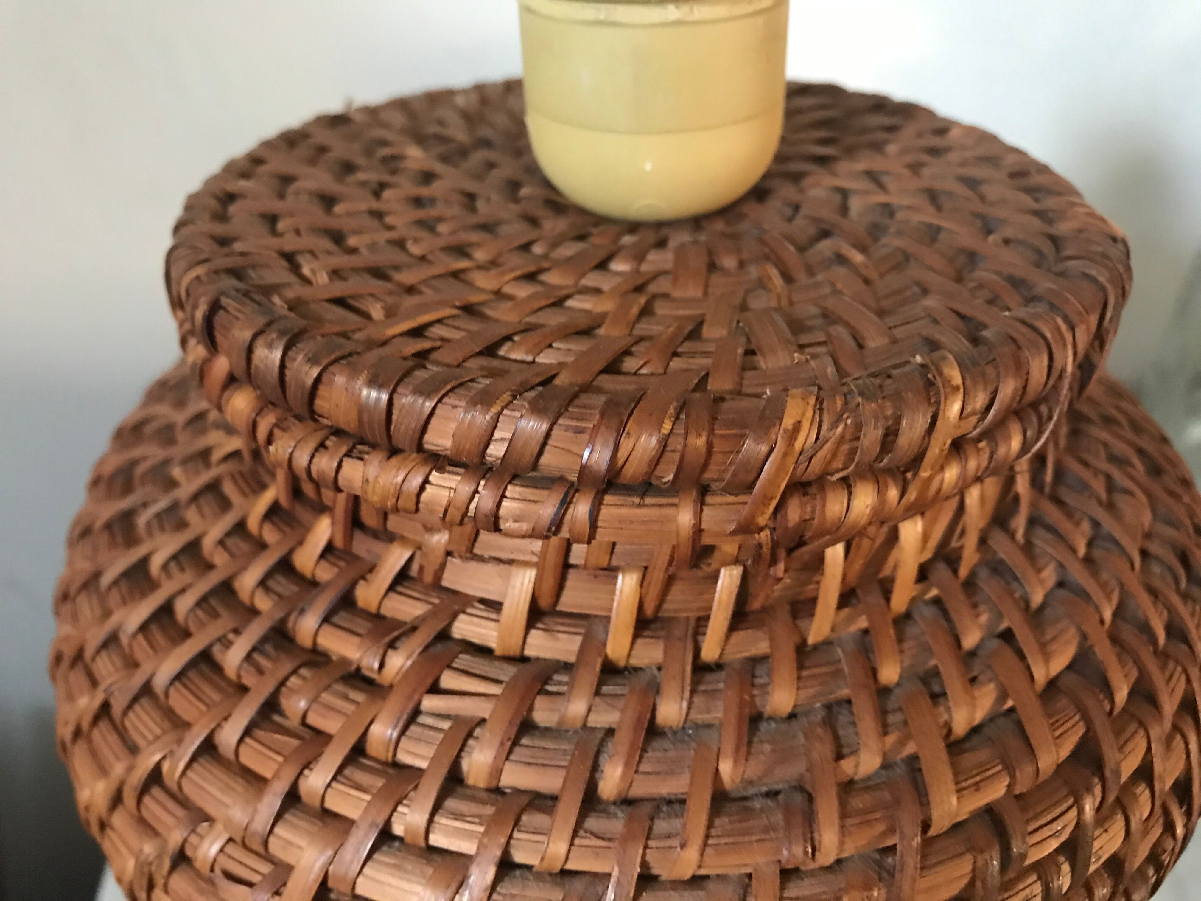 Vintage rattan lamp foot