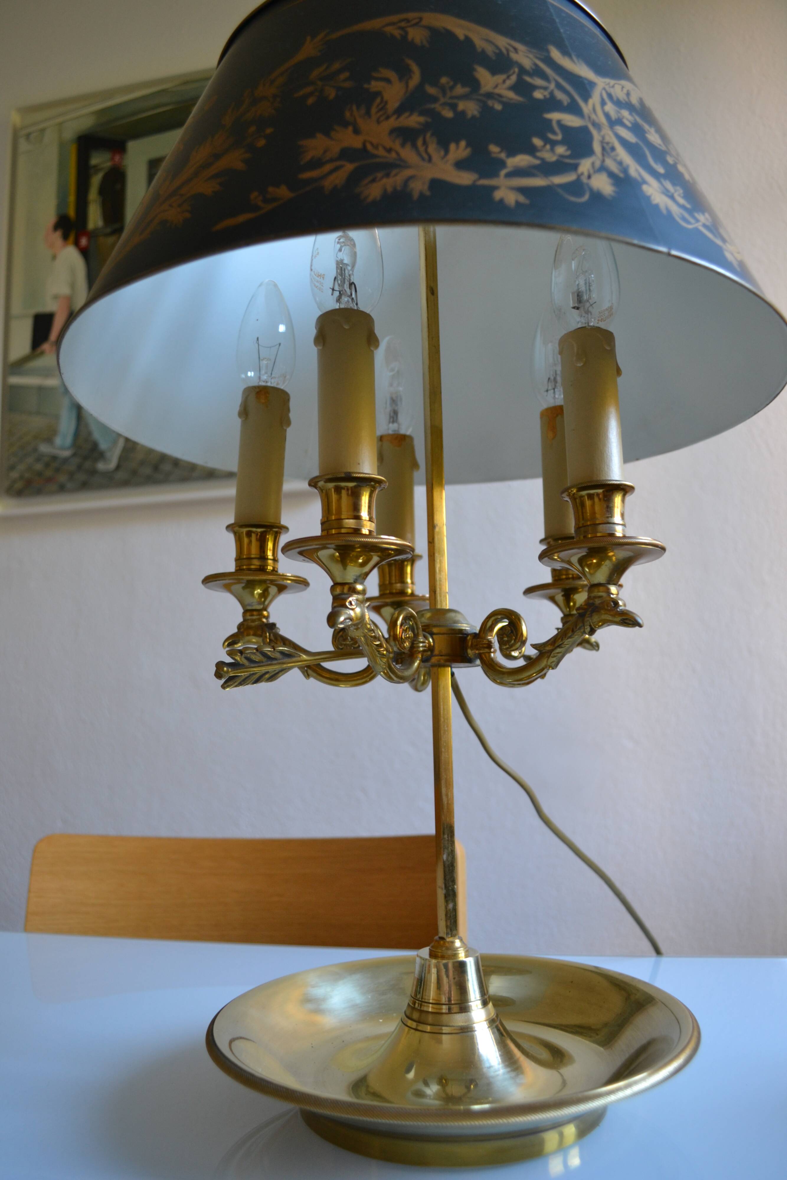 Large hot water bottle lamp with 5 bronze lights, empire style