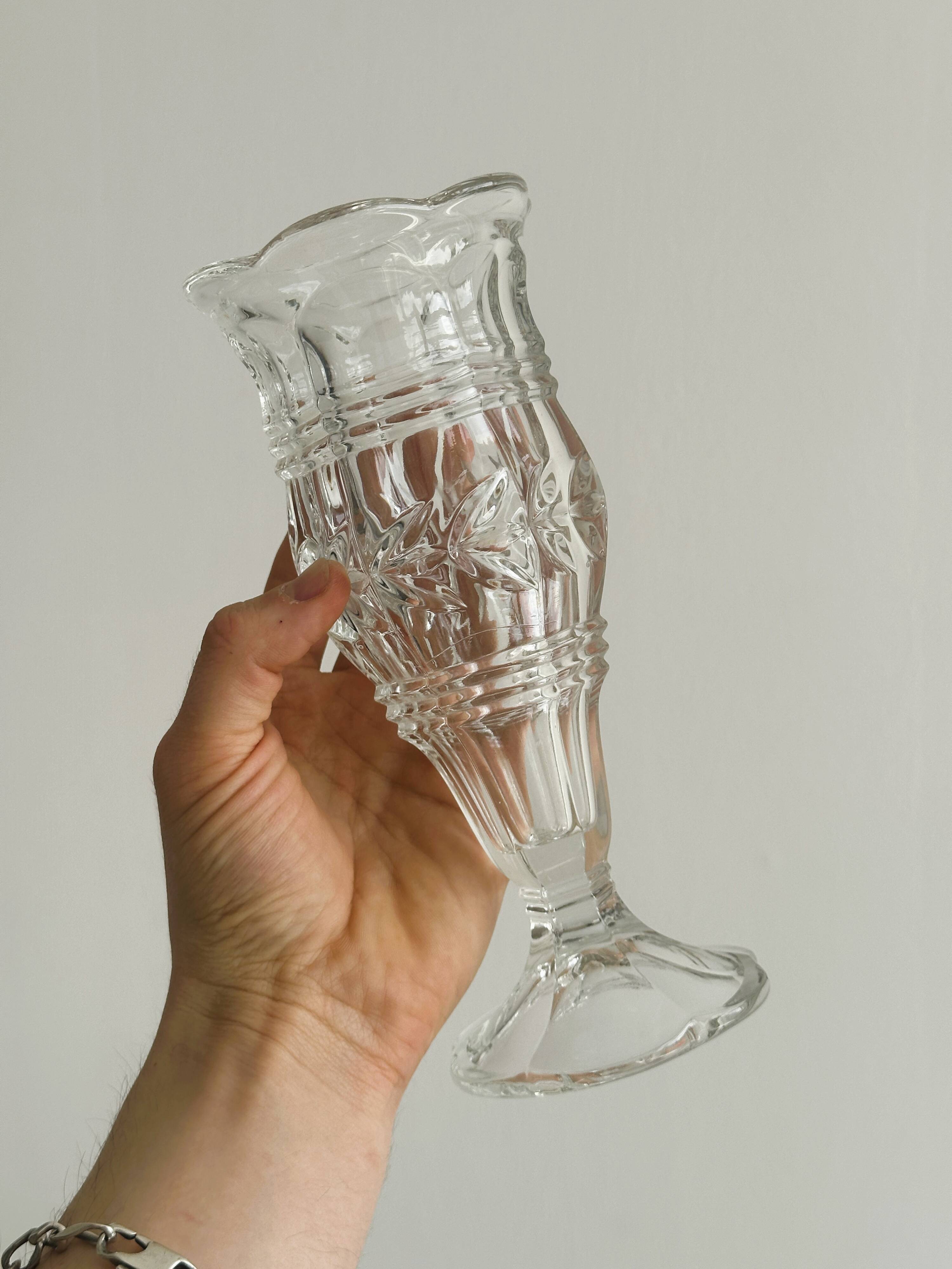 Small glass soliflore vase