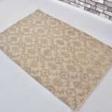 Oushak Neutral Handknotted Rug  sku 874