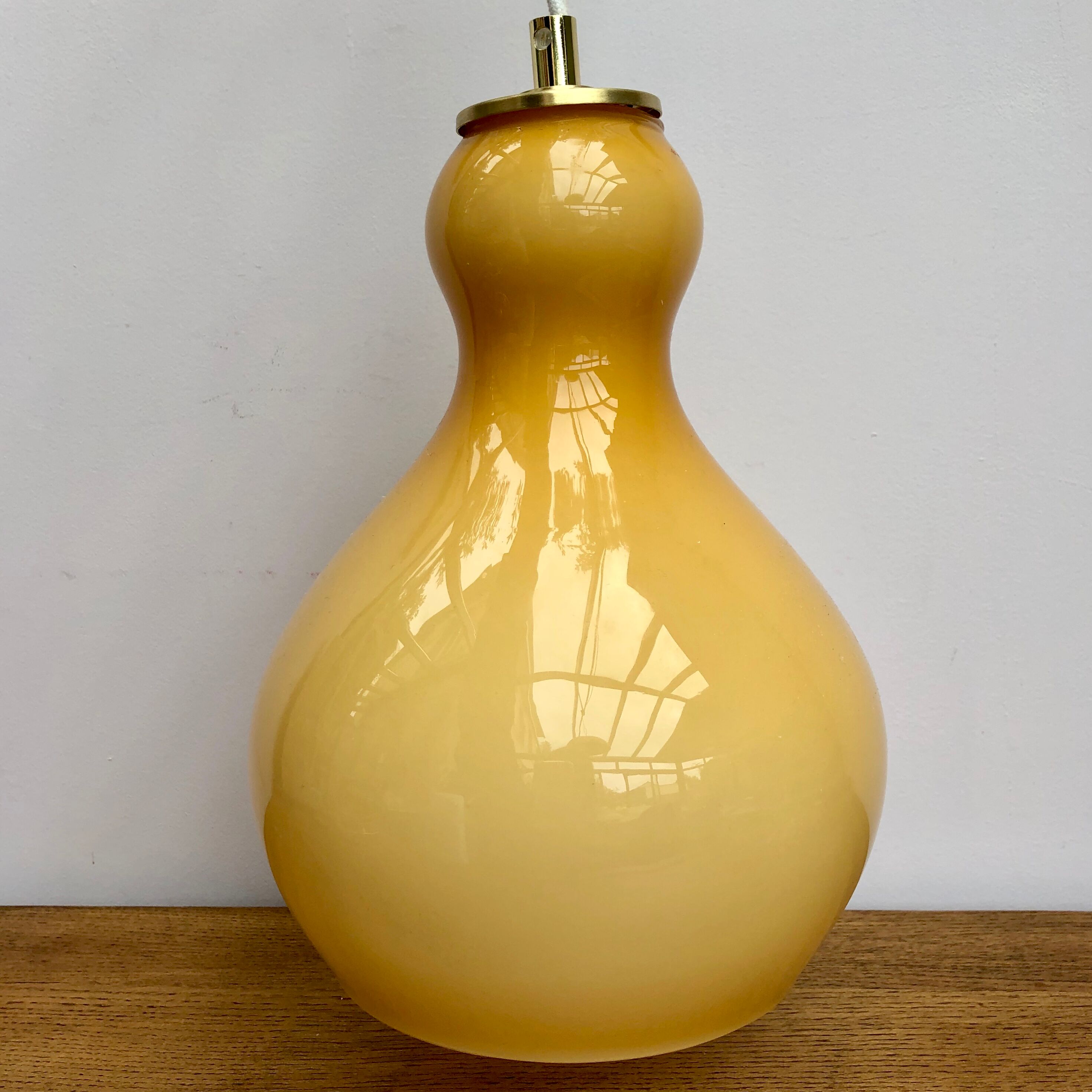 Vintage blind hanging lamp in ochre opaline