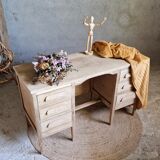 Beautiful vintage children's desk