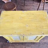 Yellow parisian buffet