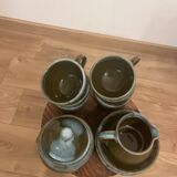 Set of cups and plates