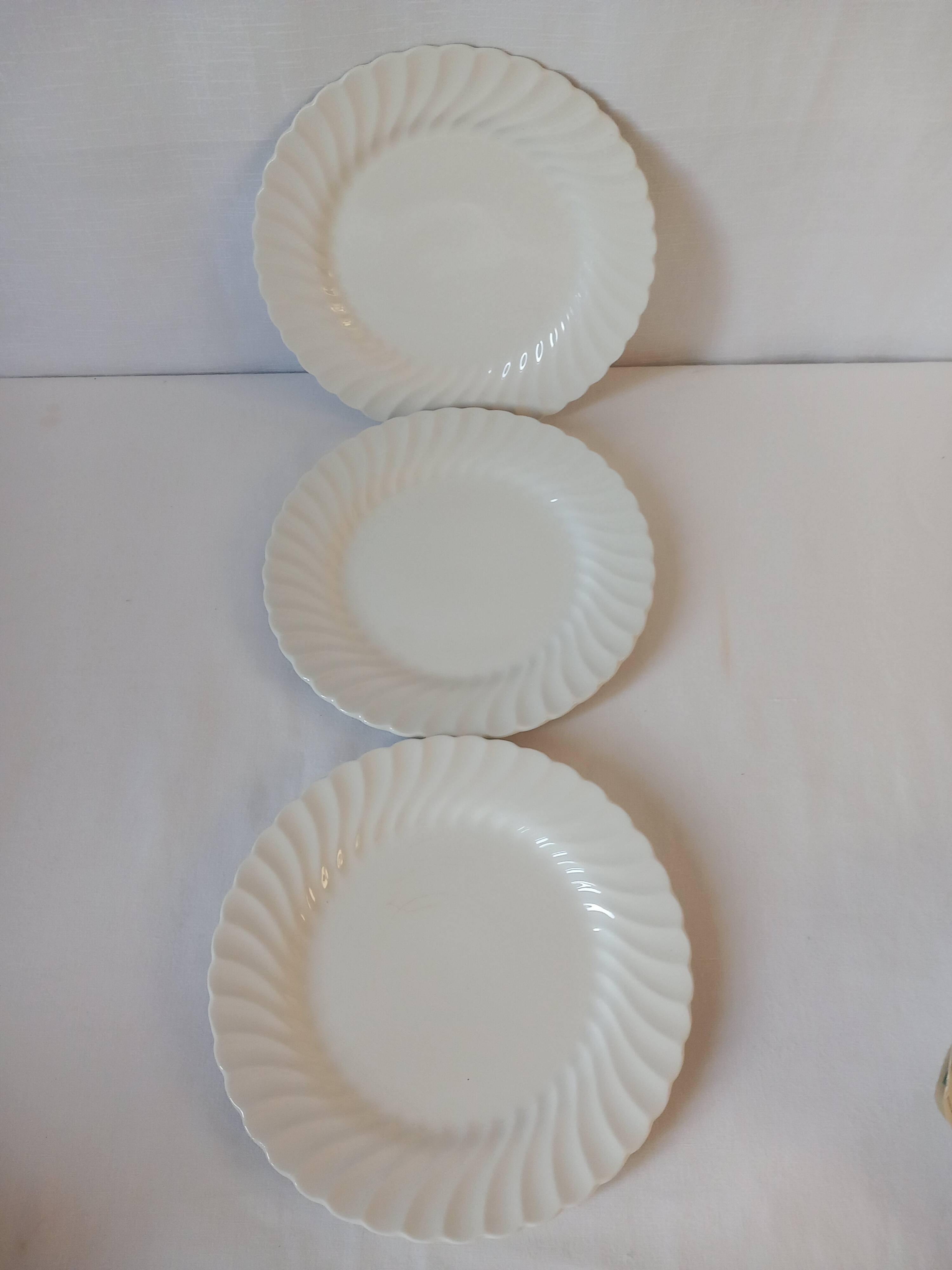 3 Johnson Brothers dinner plates