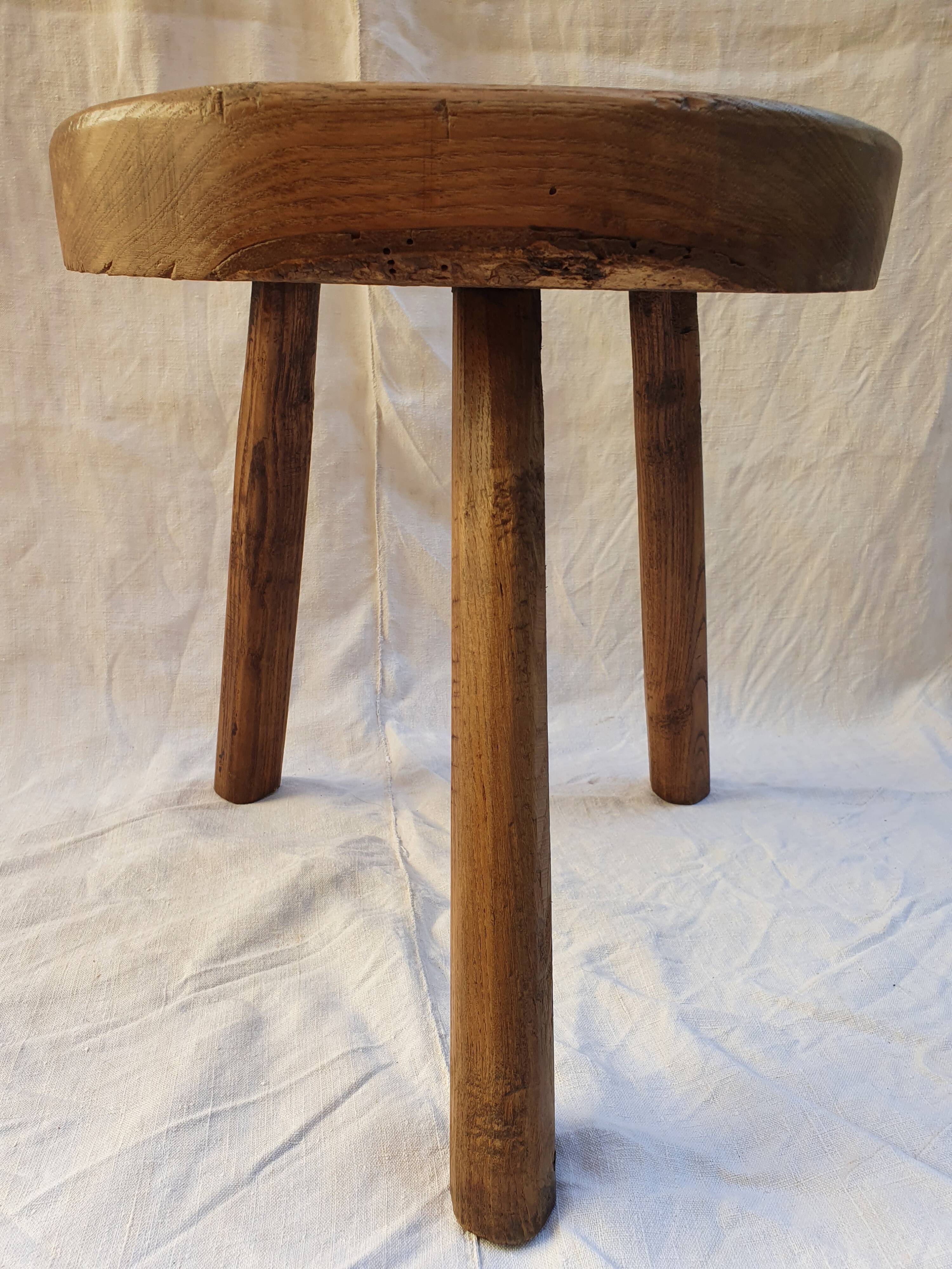 Archois tripod stool