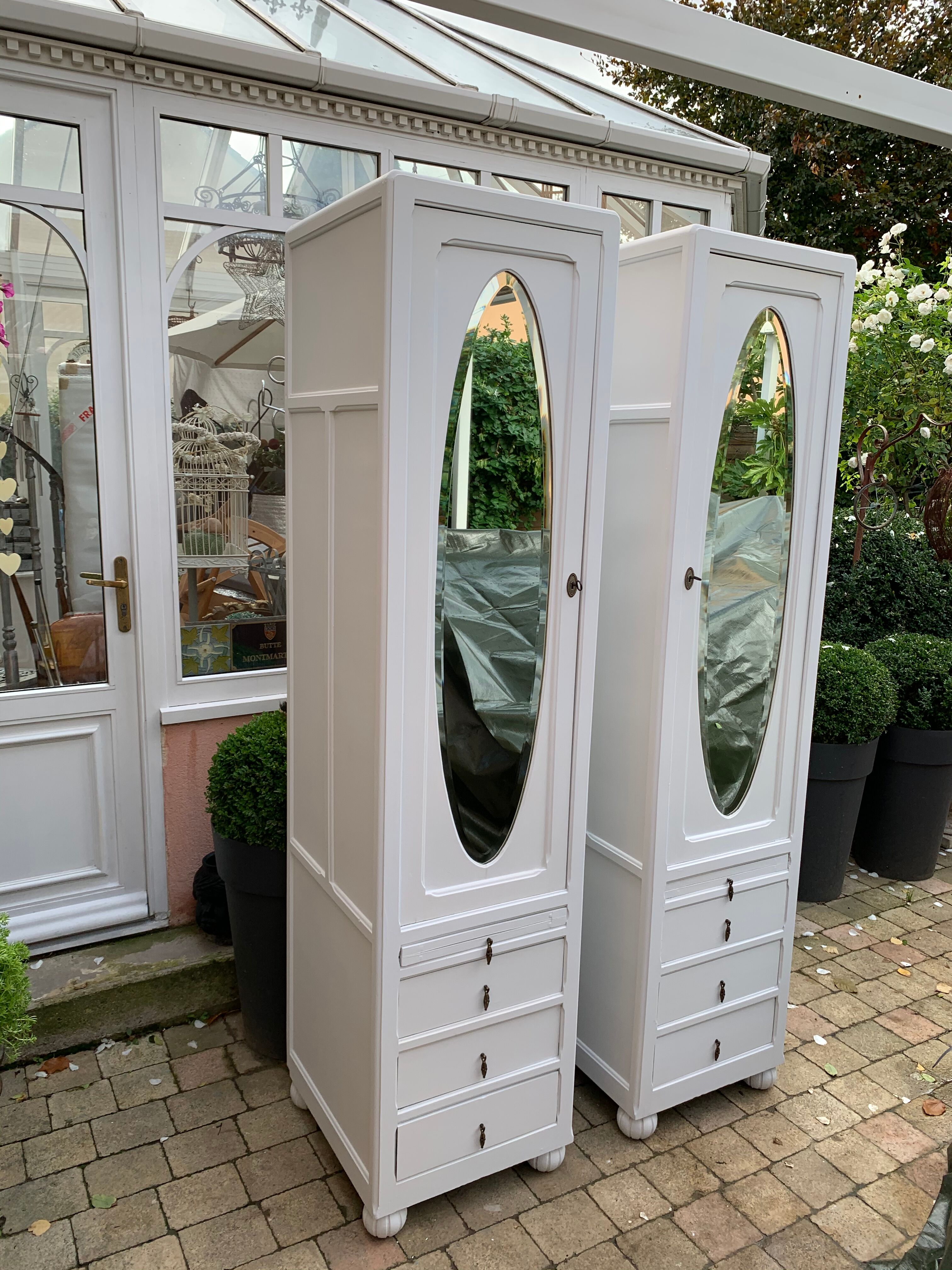 1930s Parisian double wardrobe