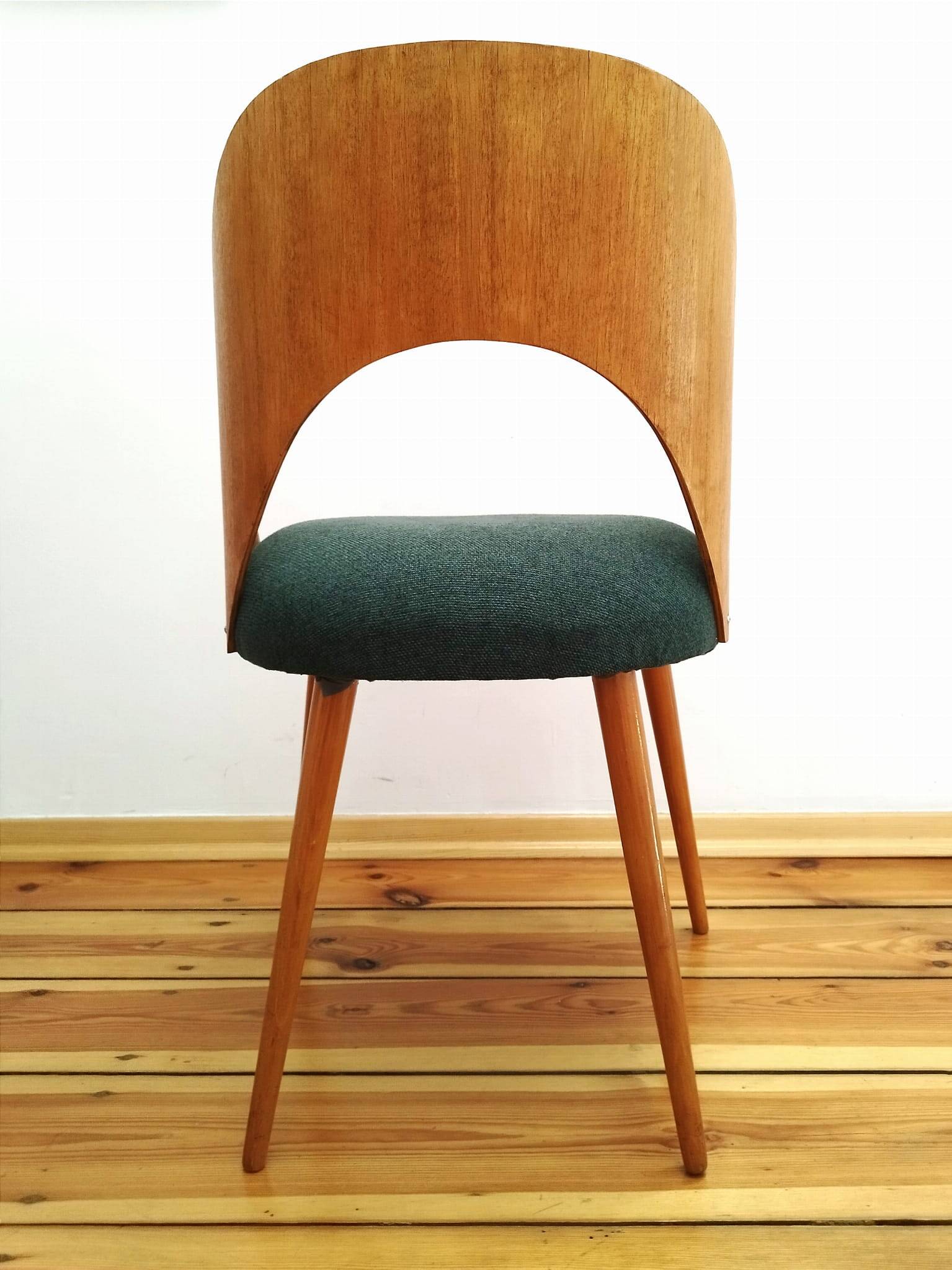 Chairs from Proj. A. Suman, Tatr Nabytok for Tatra, Czechoslovakia, 1960s, Set of 4