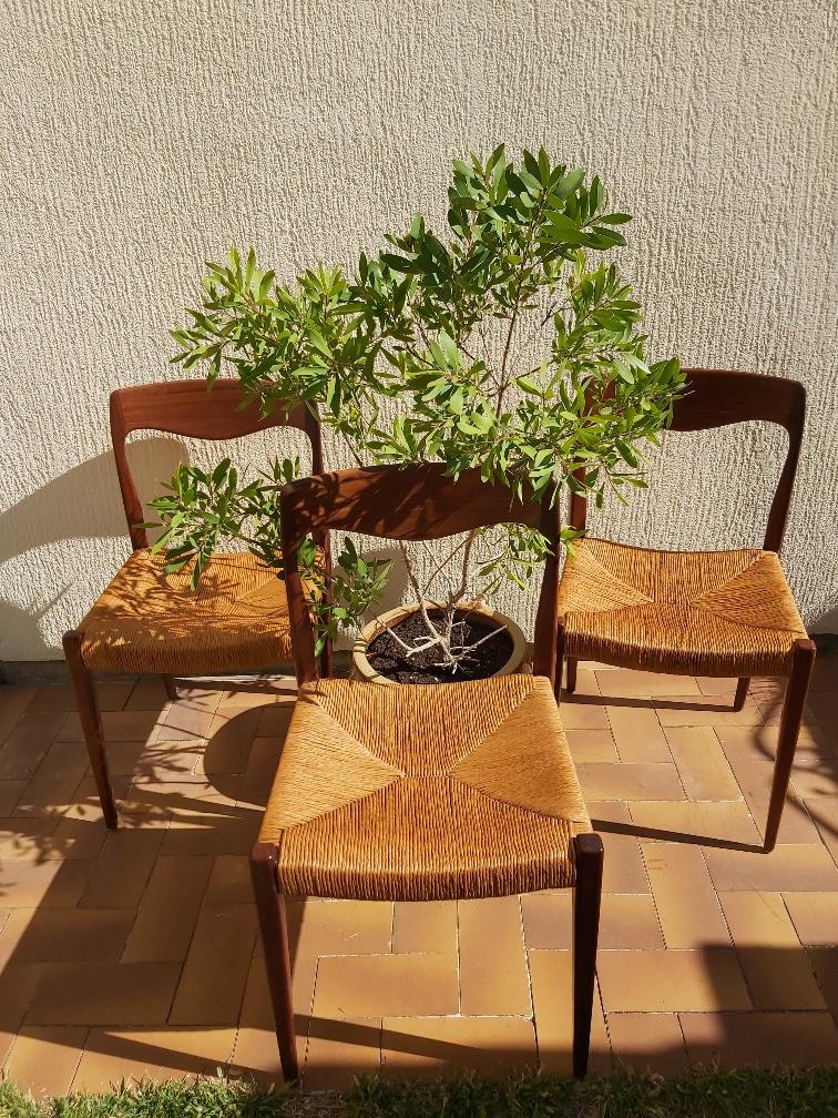 3 Niels Otto Moller chairs in teak and straw 60s