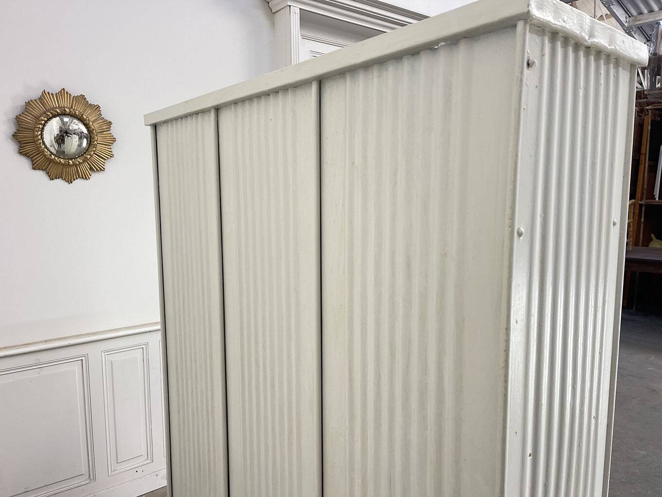 Wardrobe 1930 Strafor