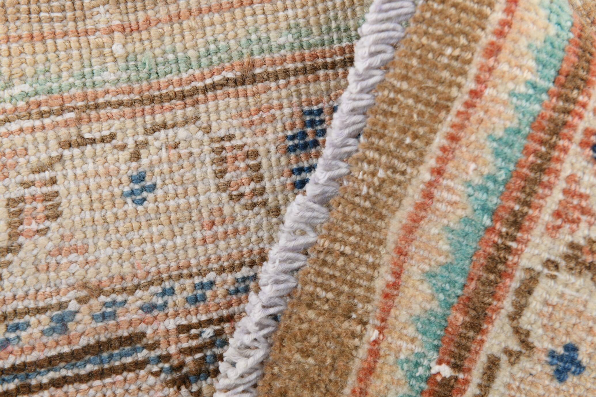 Tapis persan oversize Earthly & Blue. 301x373 cm