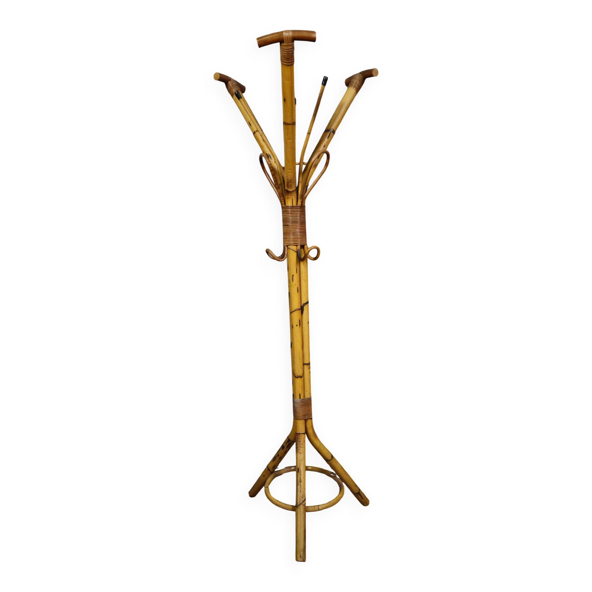 Antique bamboo and rattan coat rack, artistic work from the late 19th century.