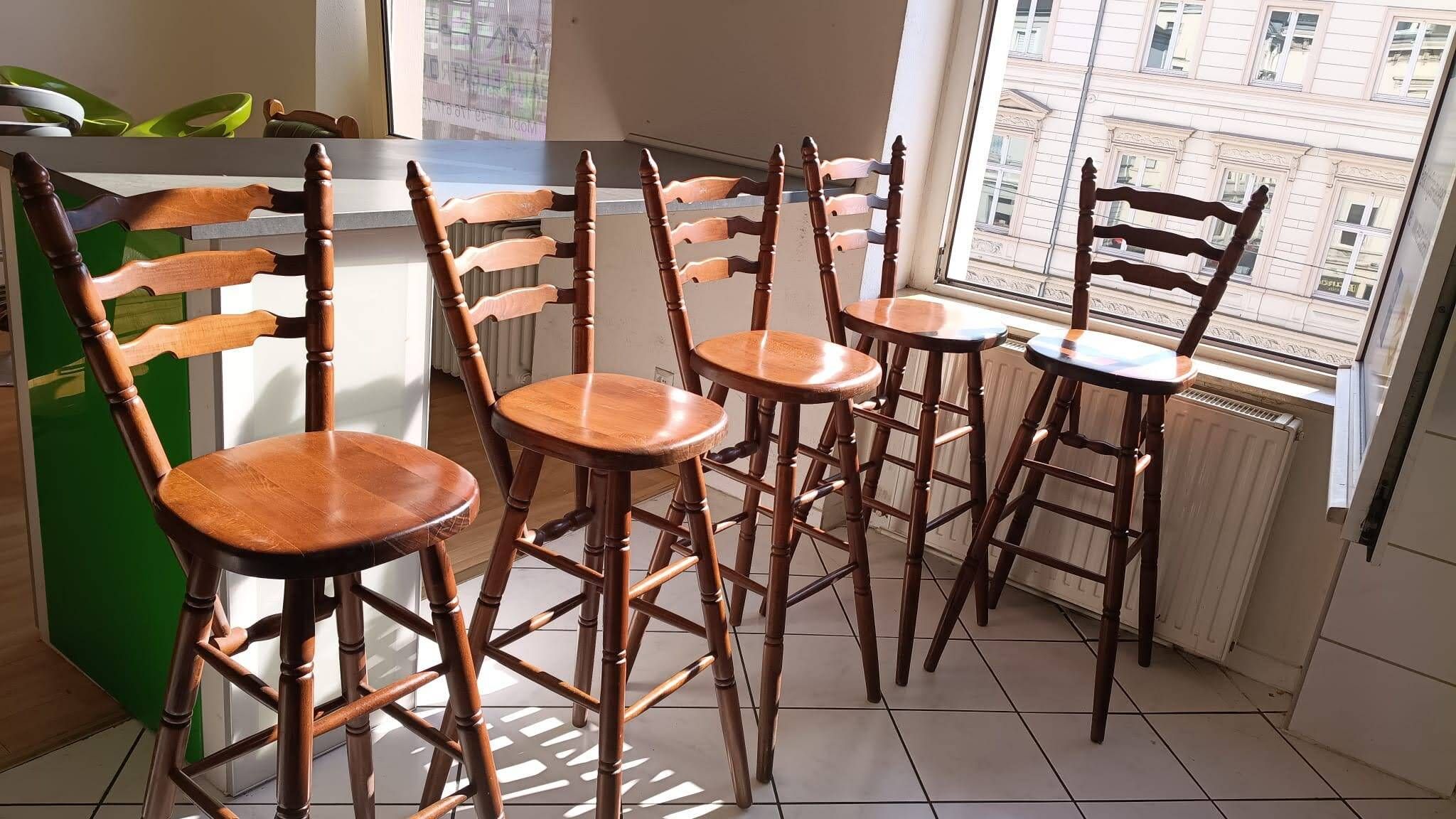 Set of 5 Solid Wood Bar Stools – Bistro / Country Chic Style