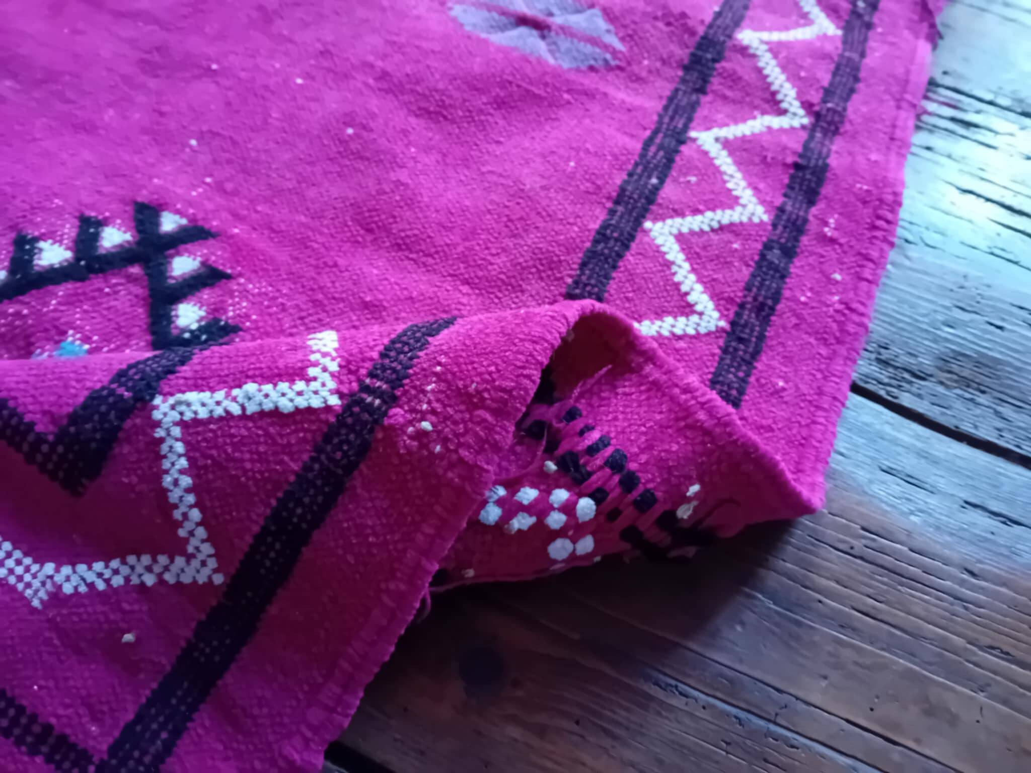 Handmade Berber Kilim 143x83cm