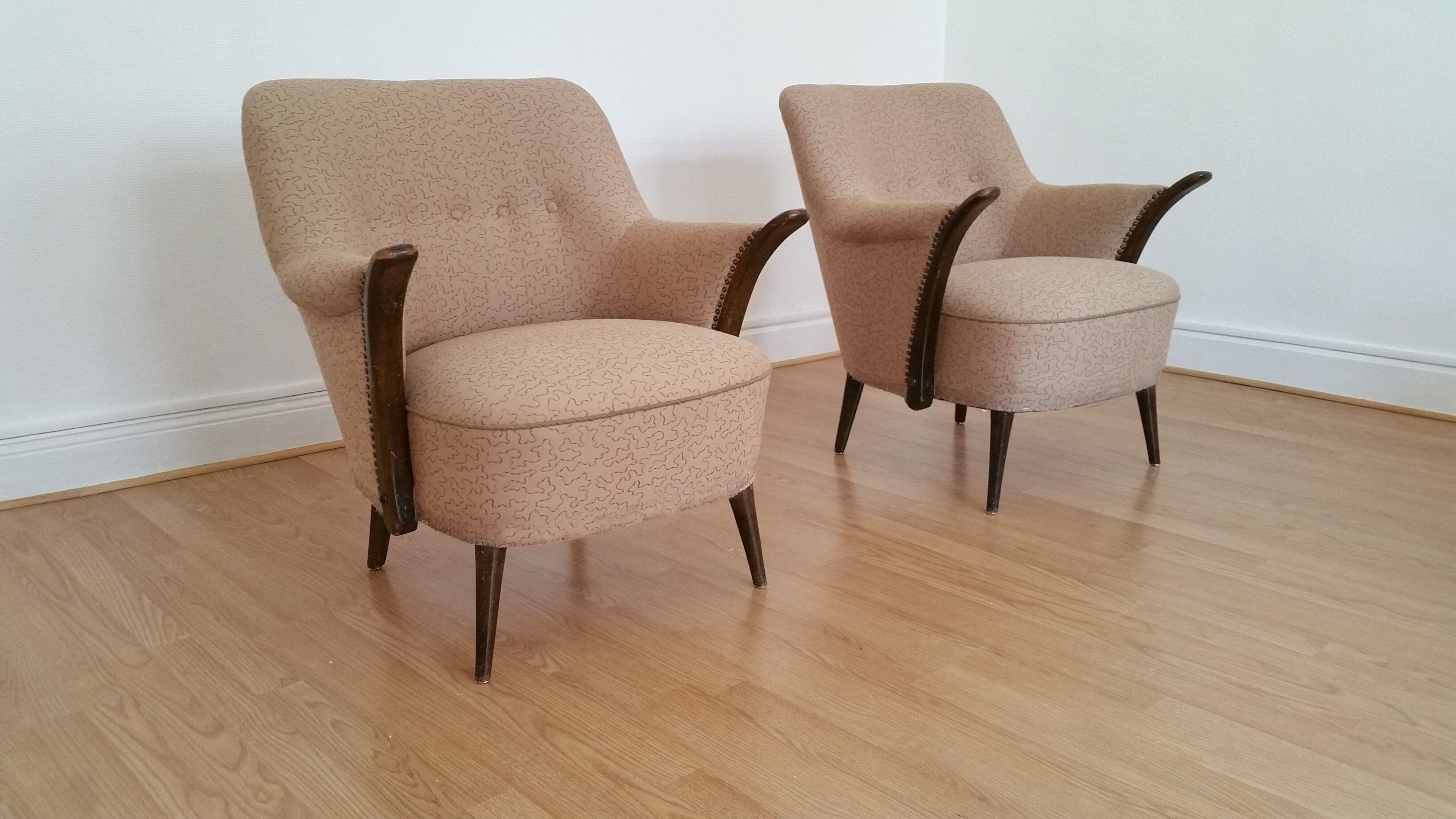Danish chair organic 50s/60s (two are available)