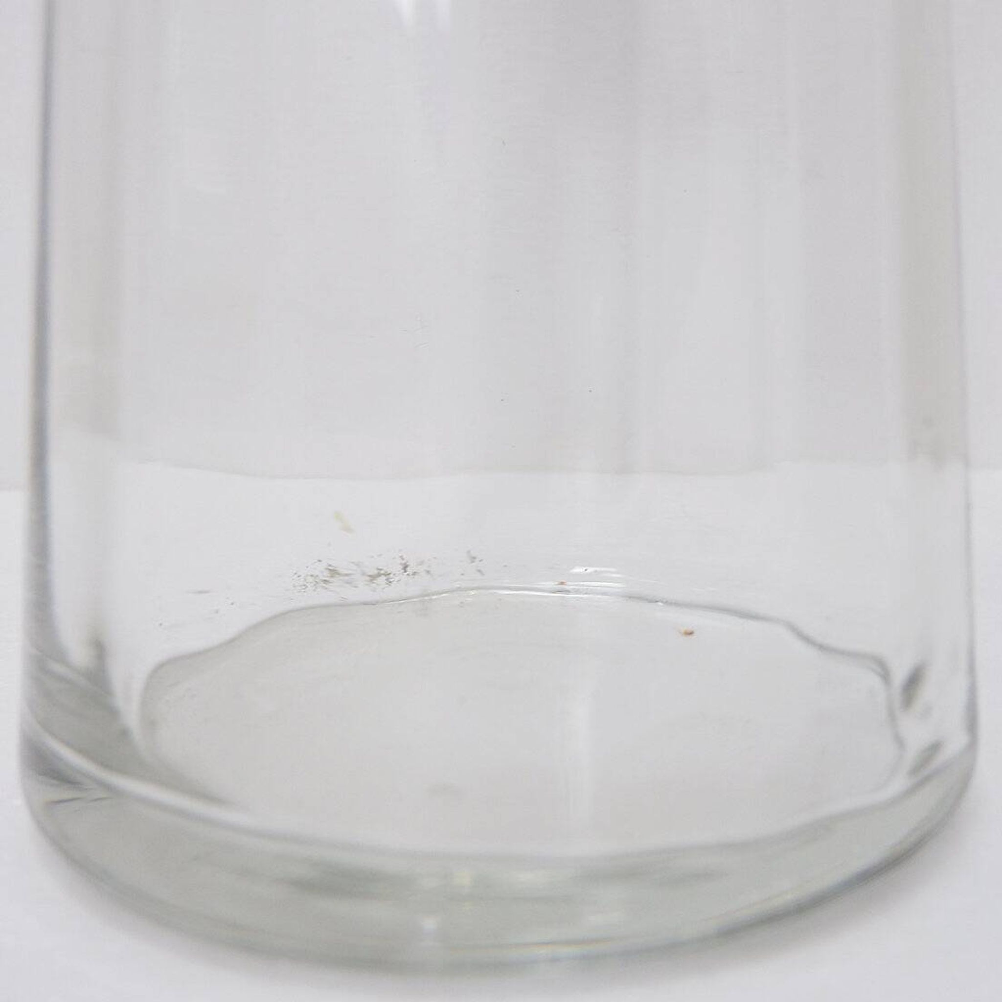 Vase en verre transparent attribué à Peill & Putzler - Vers 1970