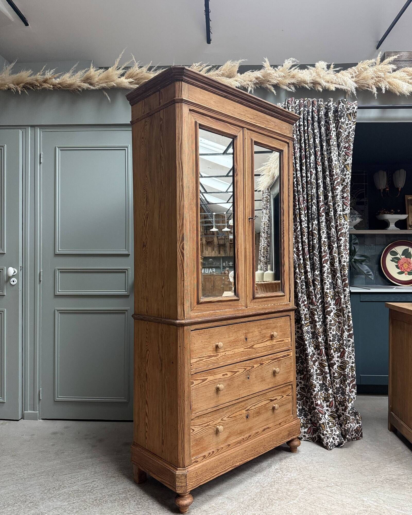 Louis Philippe wardrobe in solid pine (renovated)