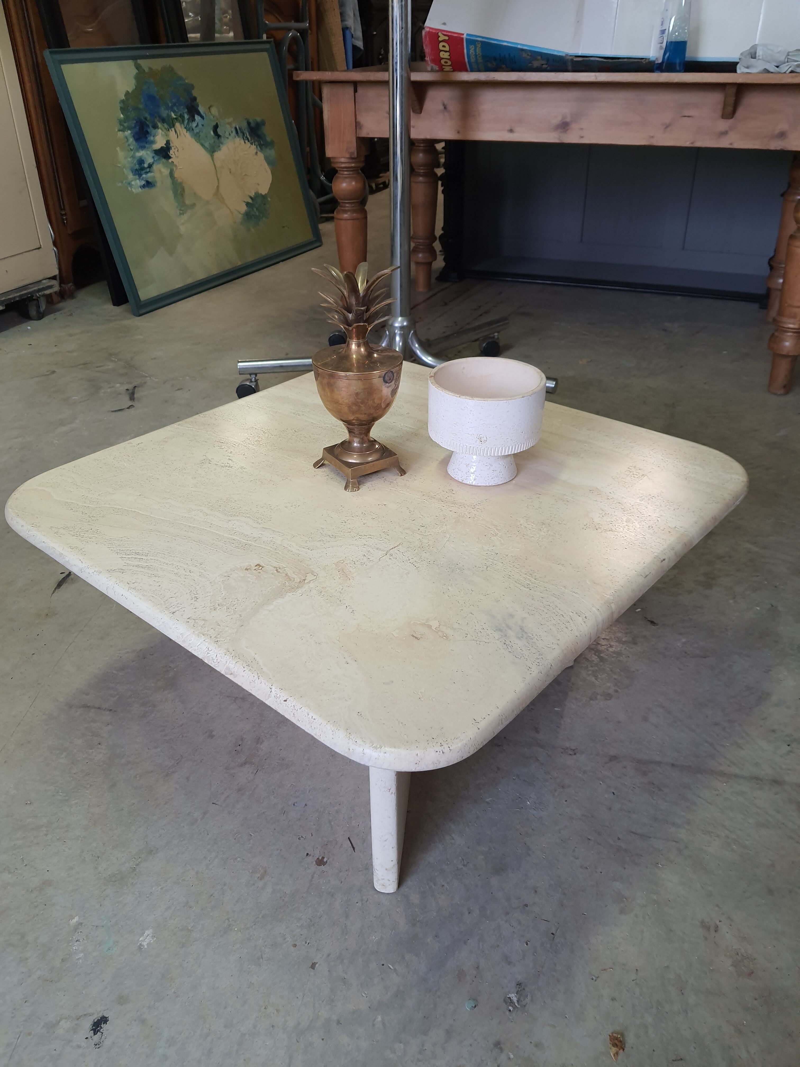 Coffee table in travertine Roche bobois