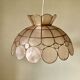 Suspension en nacre rose et laiton