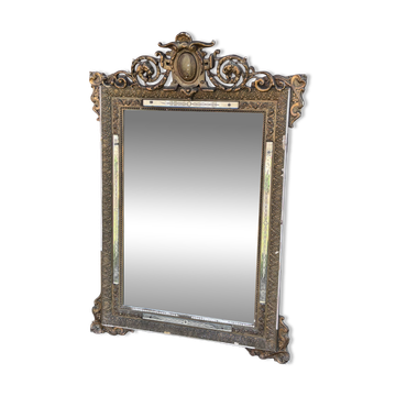 Grand miroir Napoléon III sculpté – Bois patiné & décor Louis XV