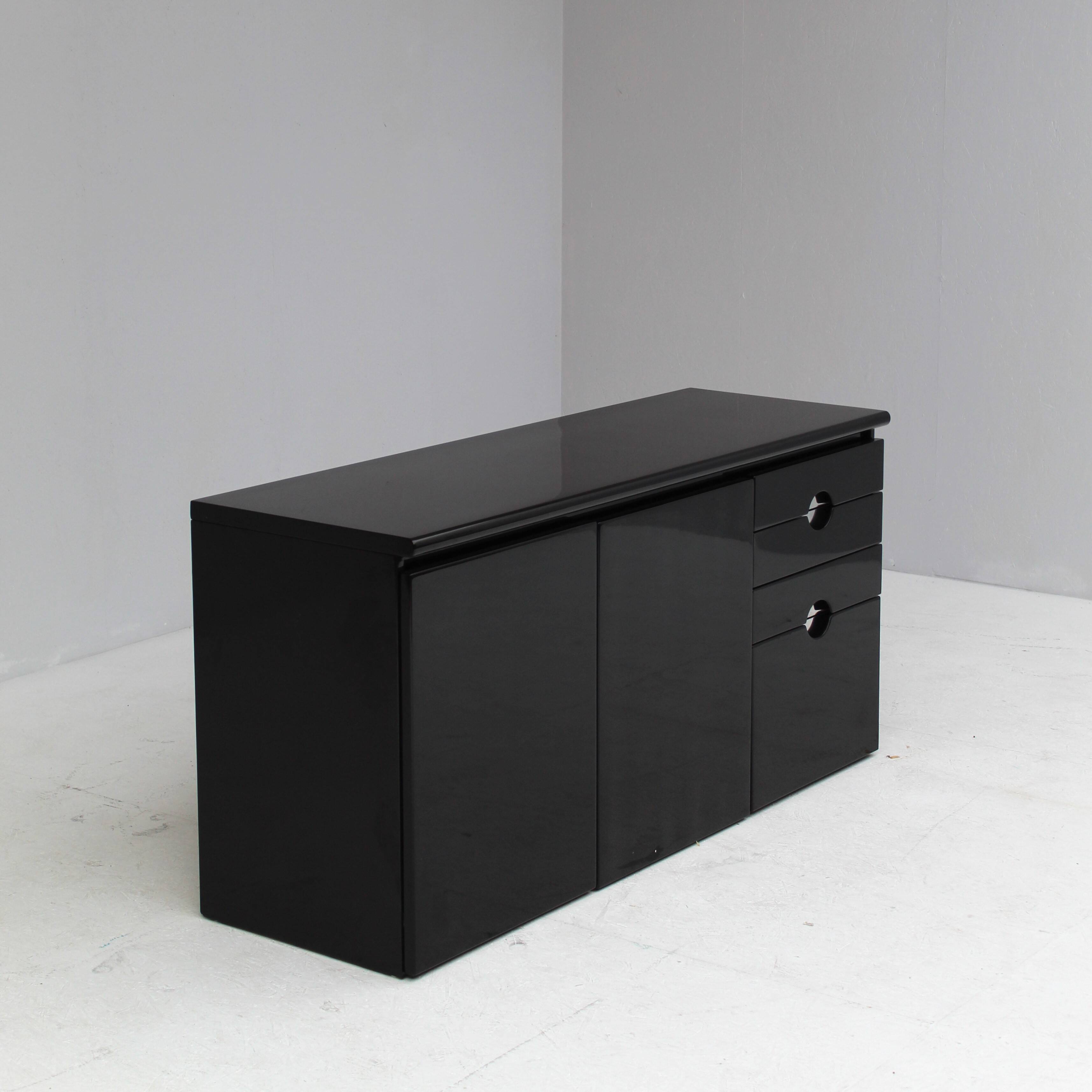 Commode italienne moderne MB3 pour Azucena