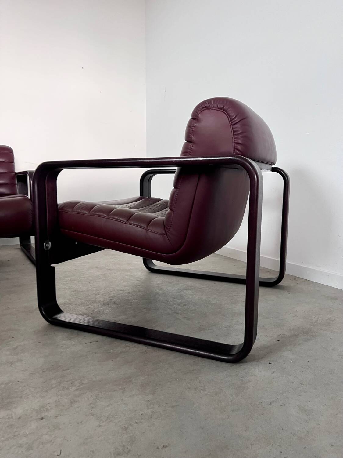 Sofa set and 2 vintage leather armchairs designed by Albert Stoll Giroflex 1970s