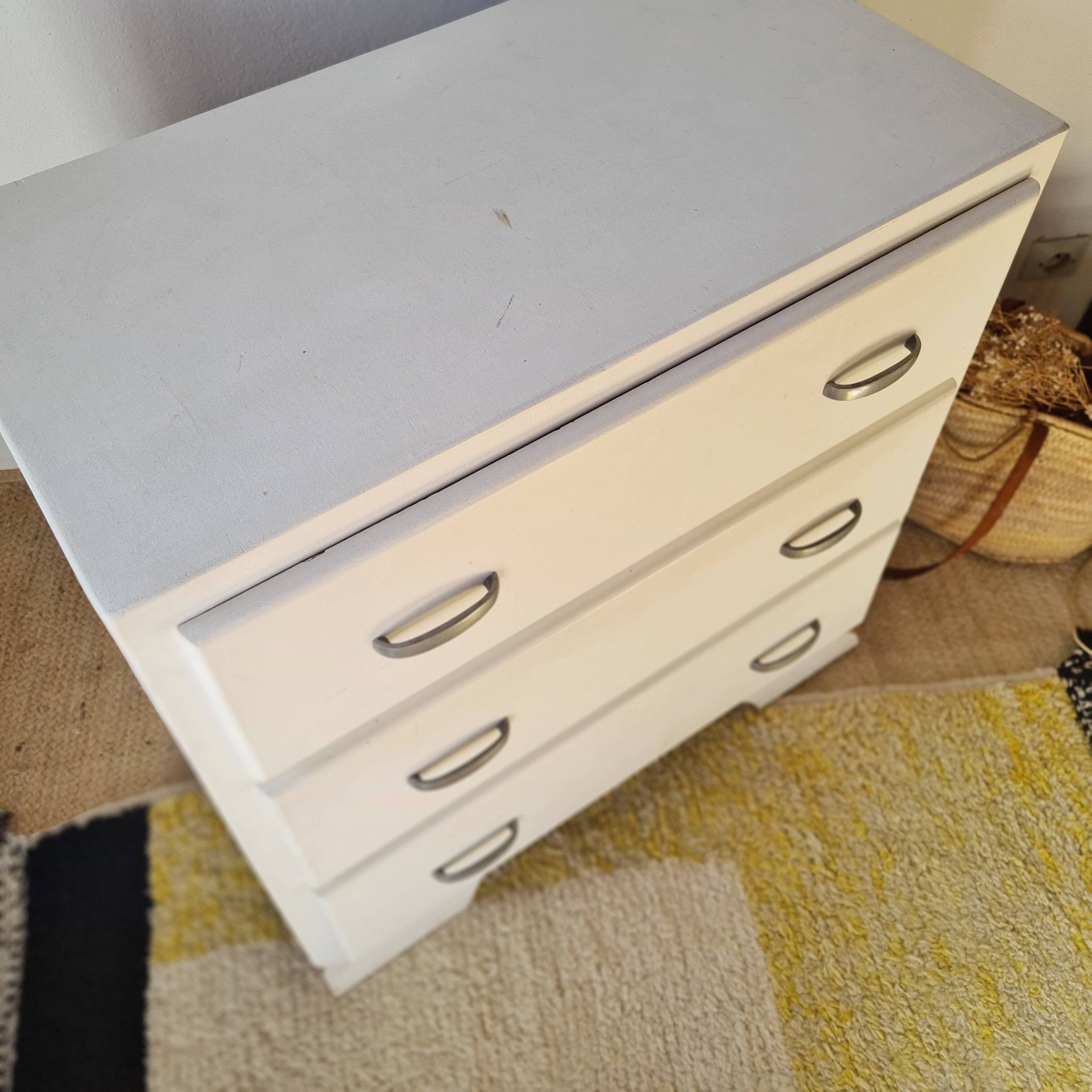 White vintage commode from the 1960s.