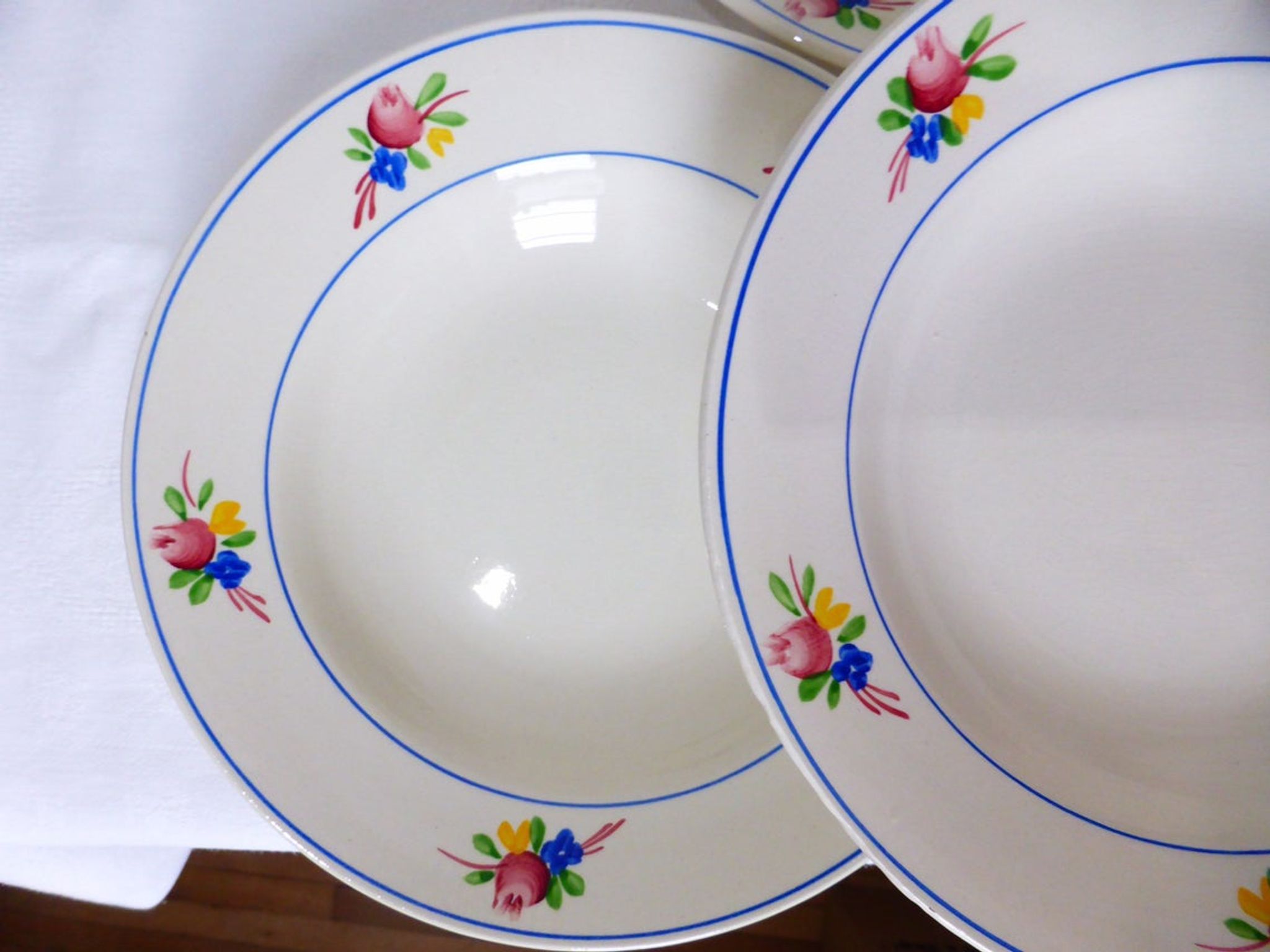 Set of 6 vintage soup plates from the Gien factory, Nice model