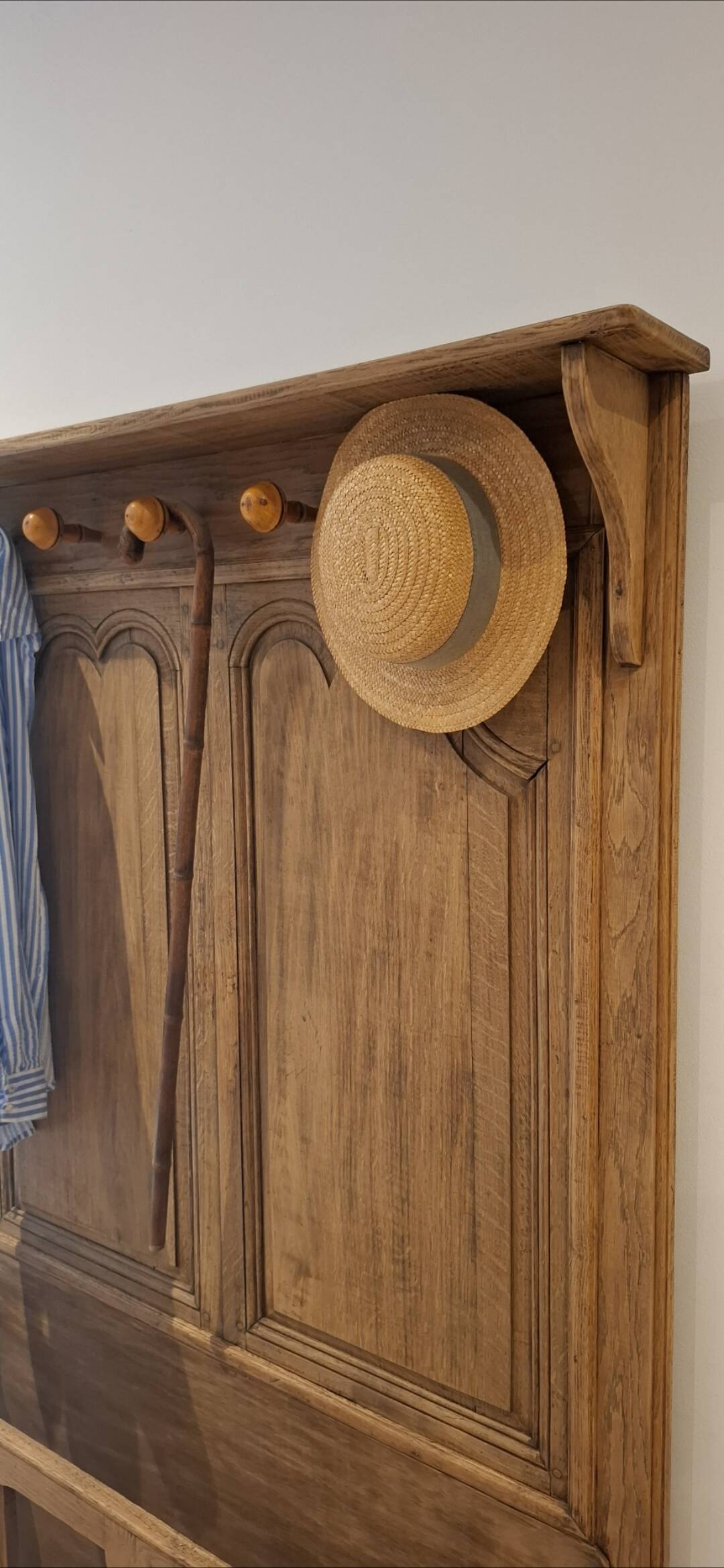 Portemanteau et parapluie ancien, rénové