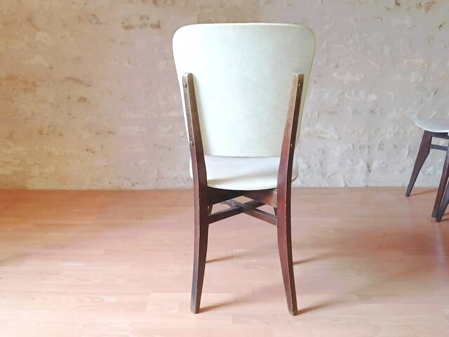 5 vintage chairs from the 60s, white leatherette, mahogany wood