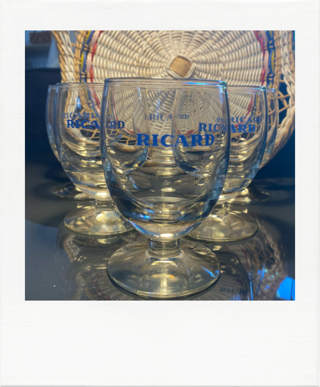 Ricard aperitif glass service