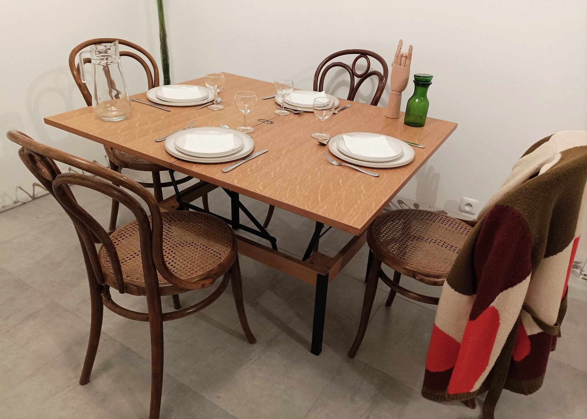 Table "Révélation" d'Albert Ducrot pour Ducal
