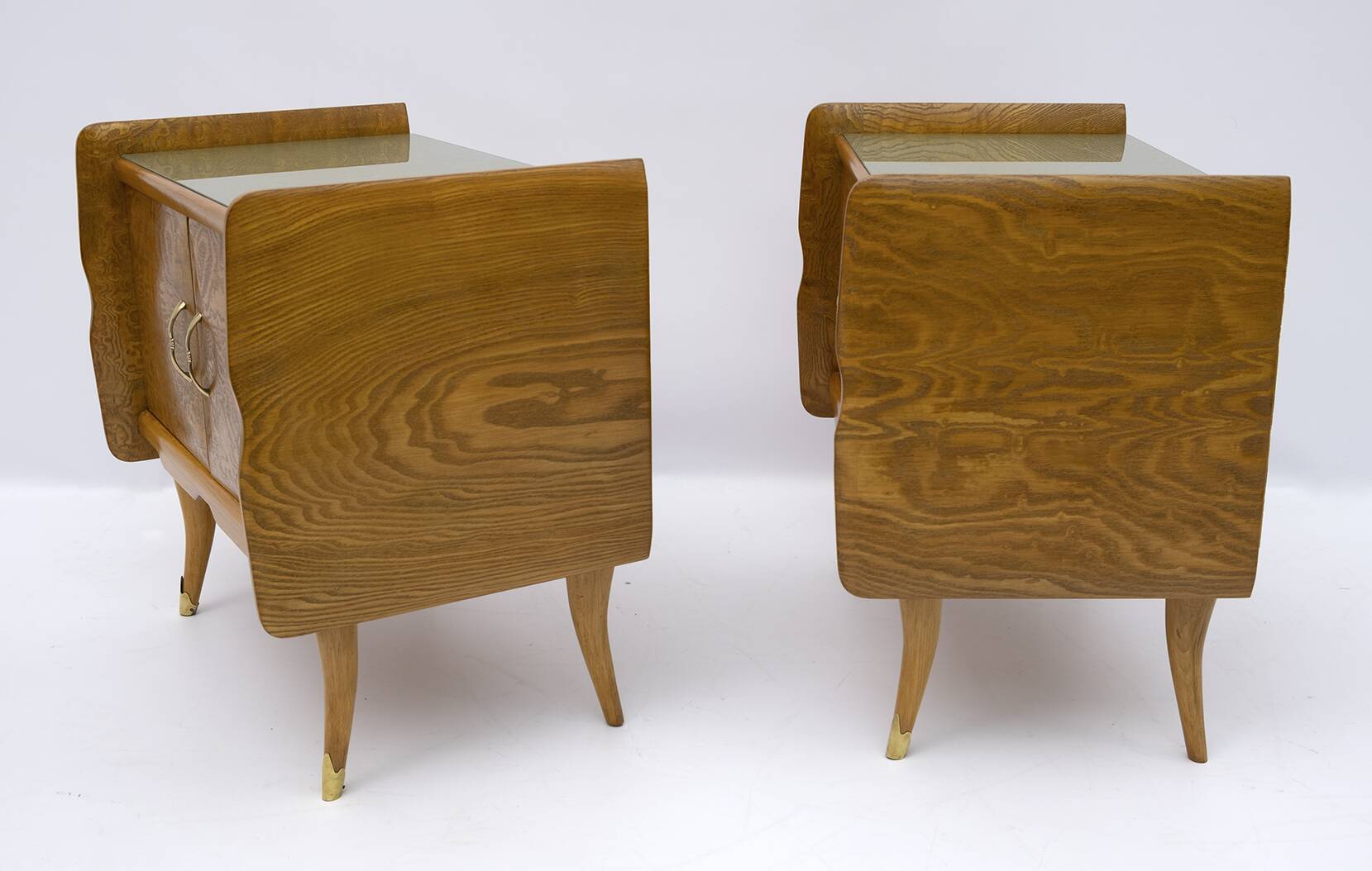 Pair of Art Deco Italian Bedside Tables White Ash Briar, 1920s