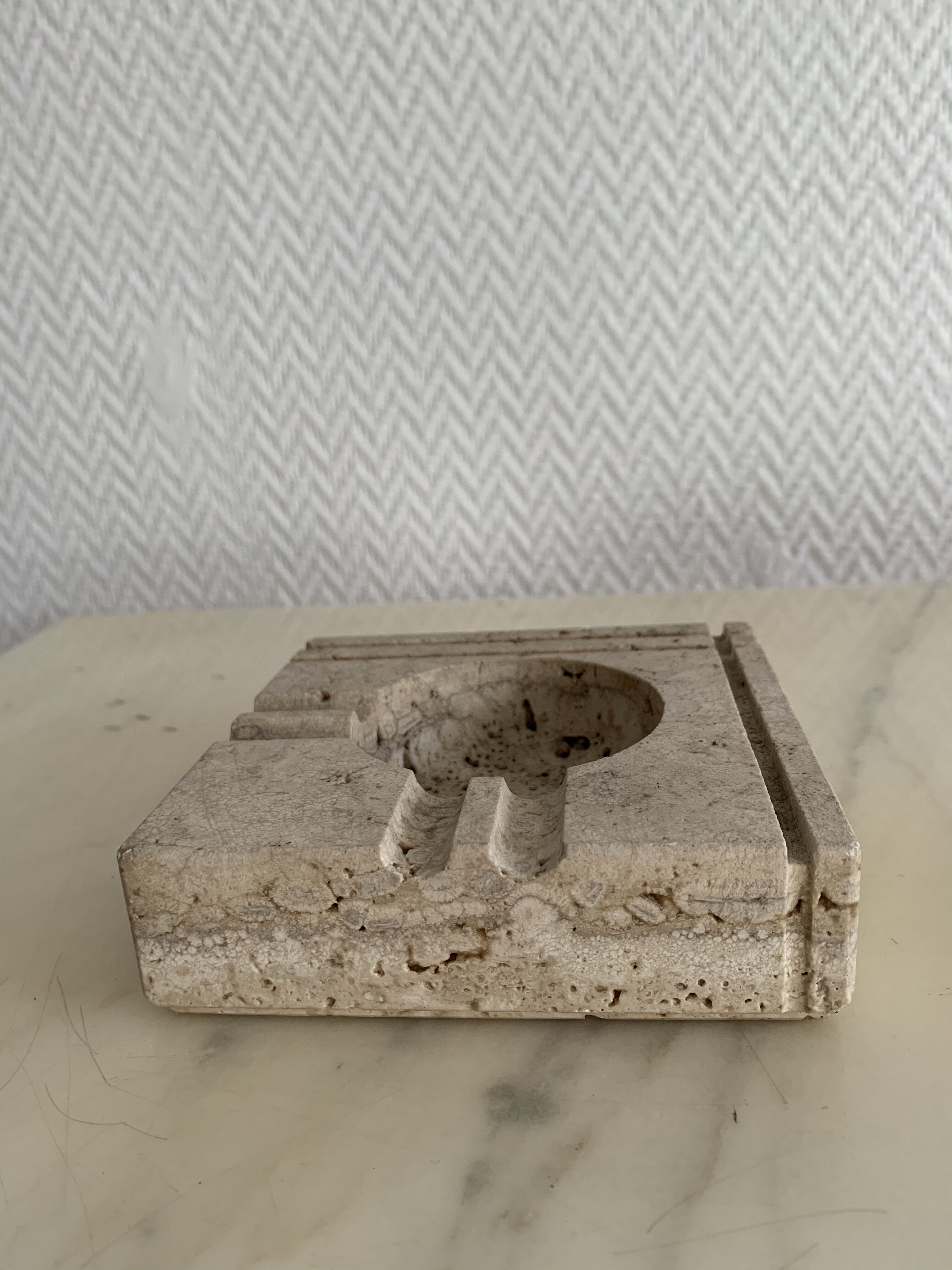 Square ashtray rough stone