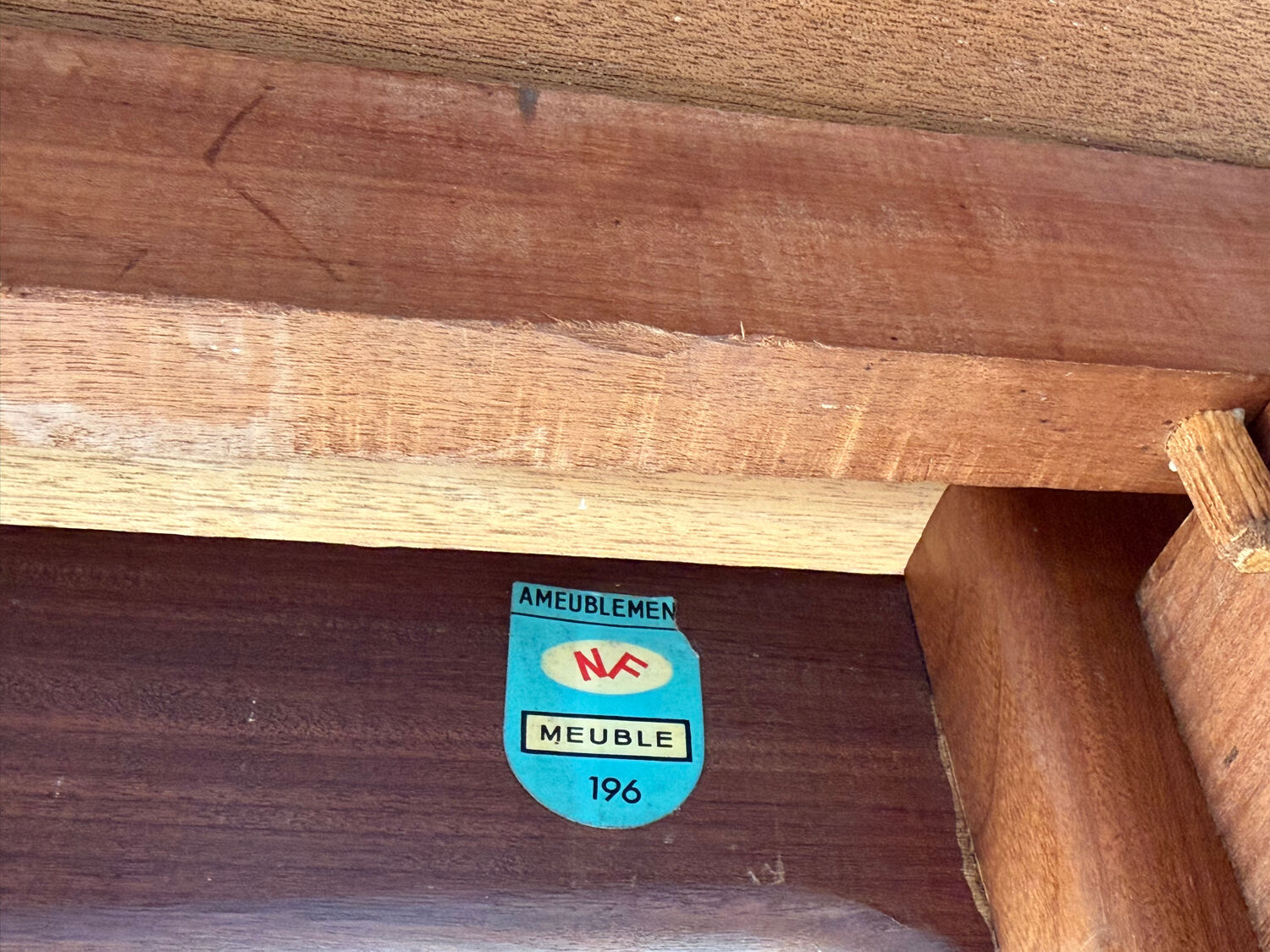 Scandinavian extendable dining table in Teak 1960