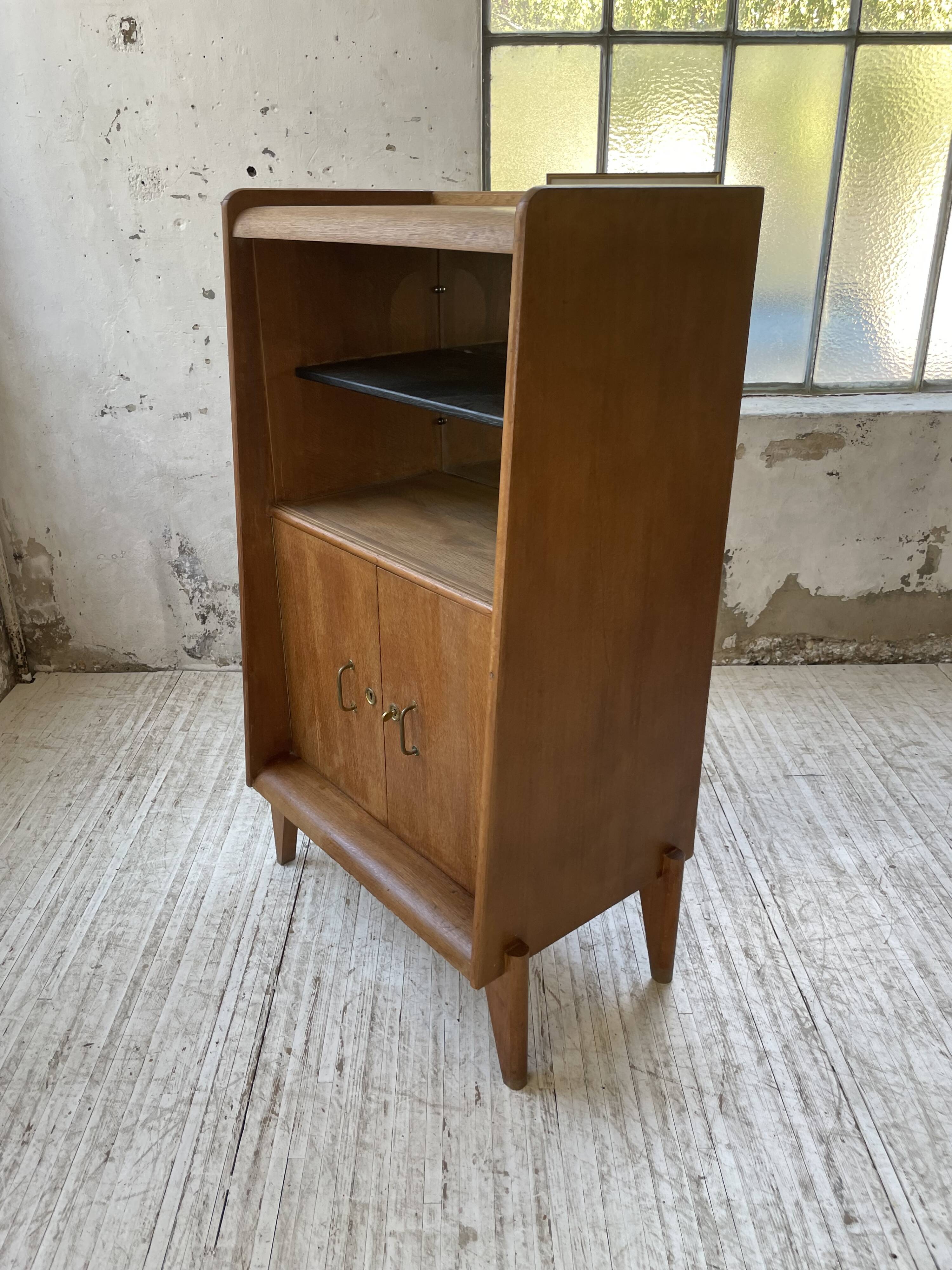 Meuble de rangement secrétaire chêne années 60
