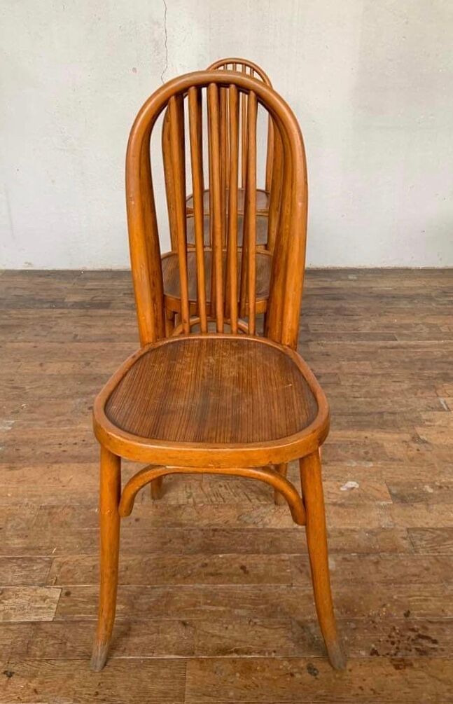 Series of 4 bistro chairs in curved wood fischel n° 196