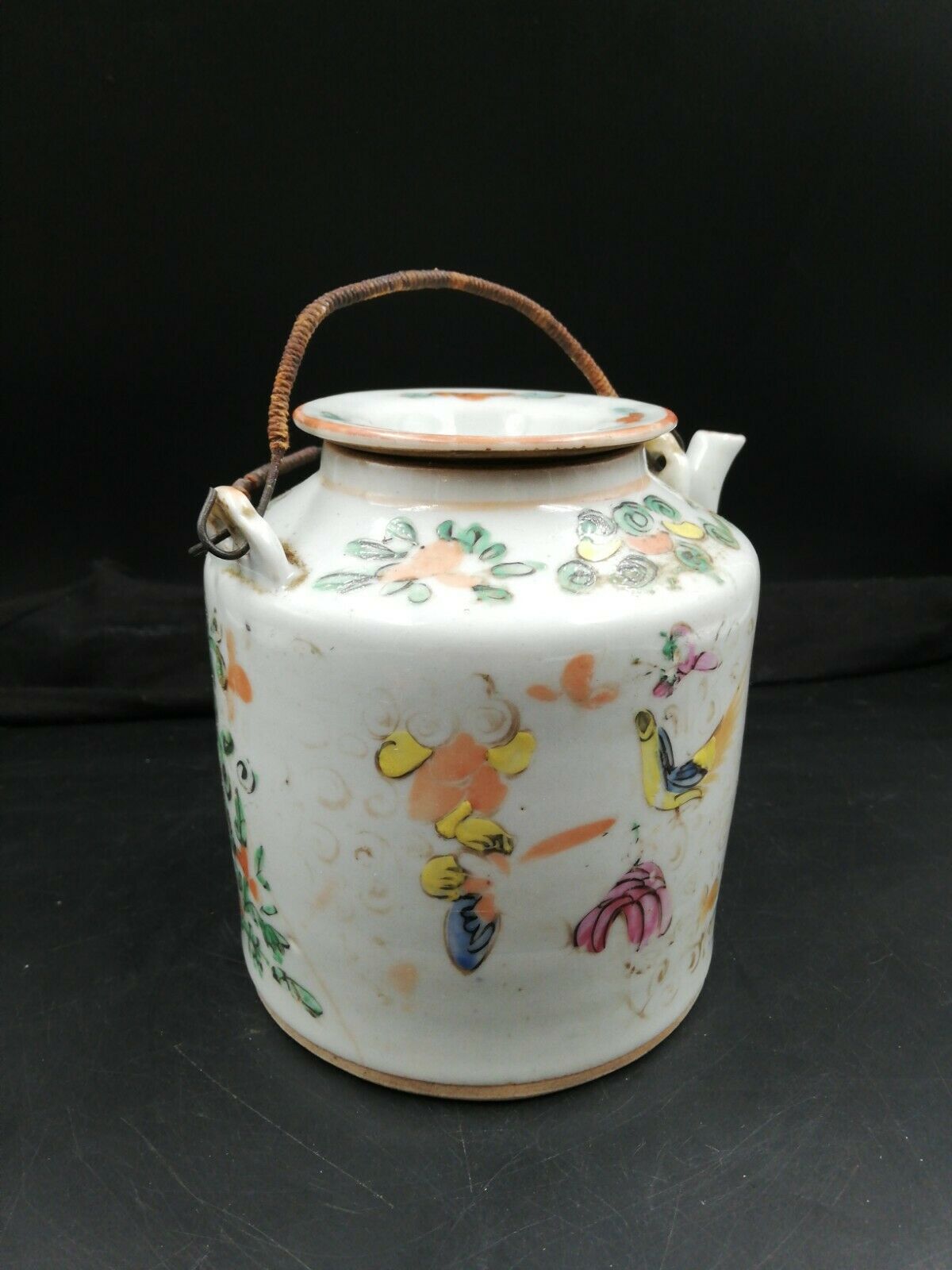 19th-century canton porcelain teapot