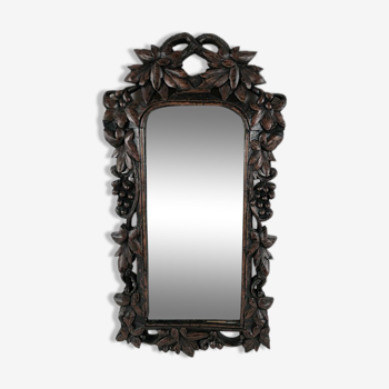 Carved wooden mirror, black forest XIX/early twentieth century