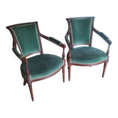 paire de fauteuils Directoire en noyer début XIXème velours vert