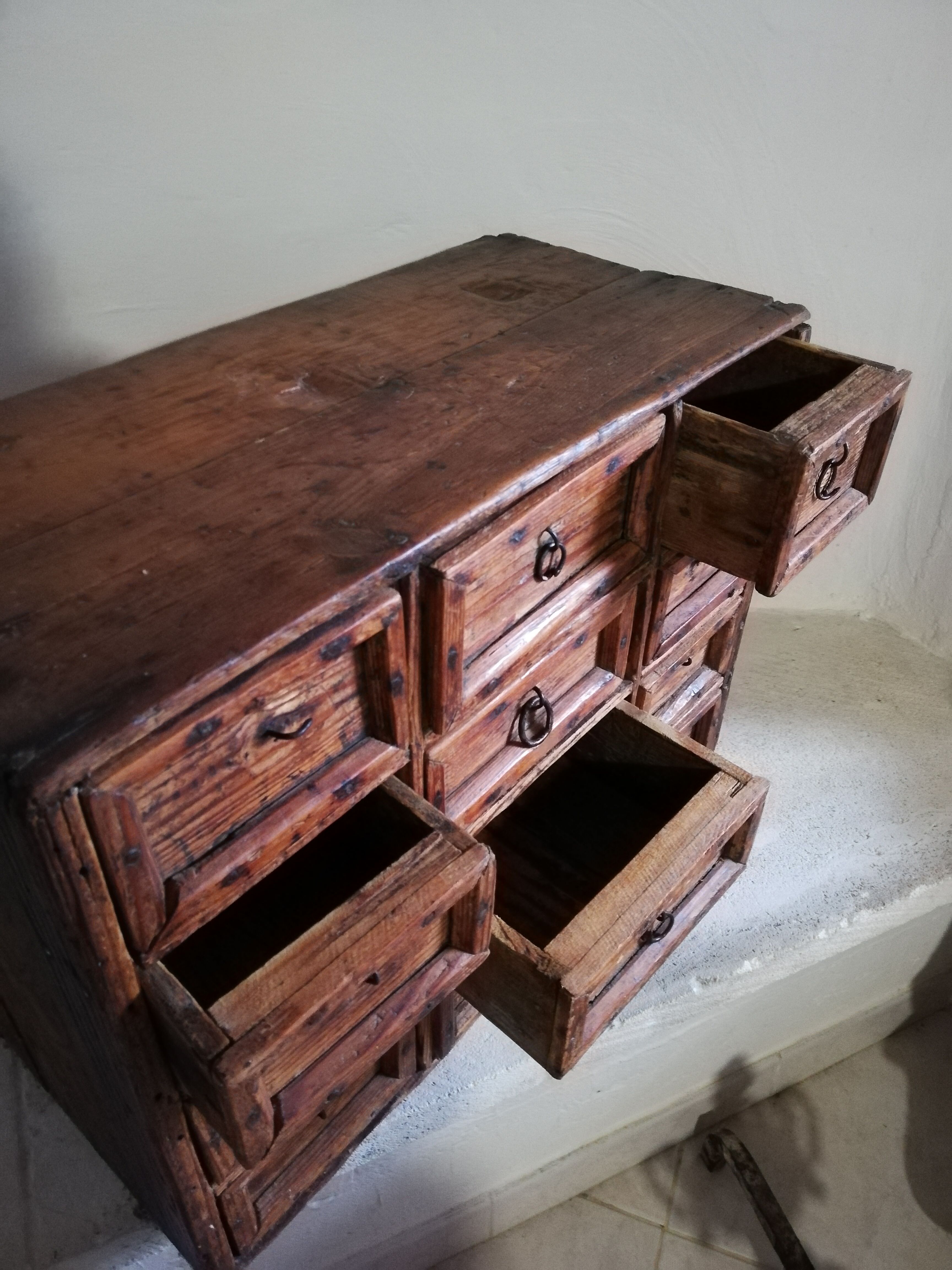 Multi-drawer craft furniture