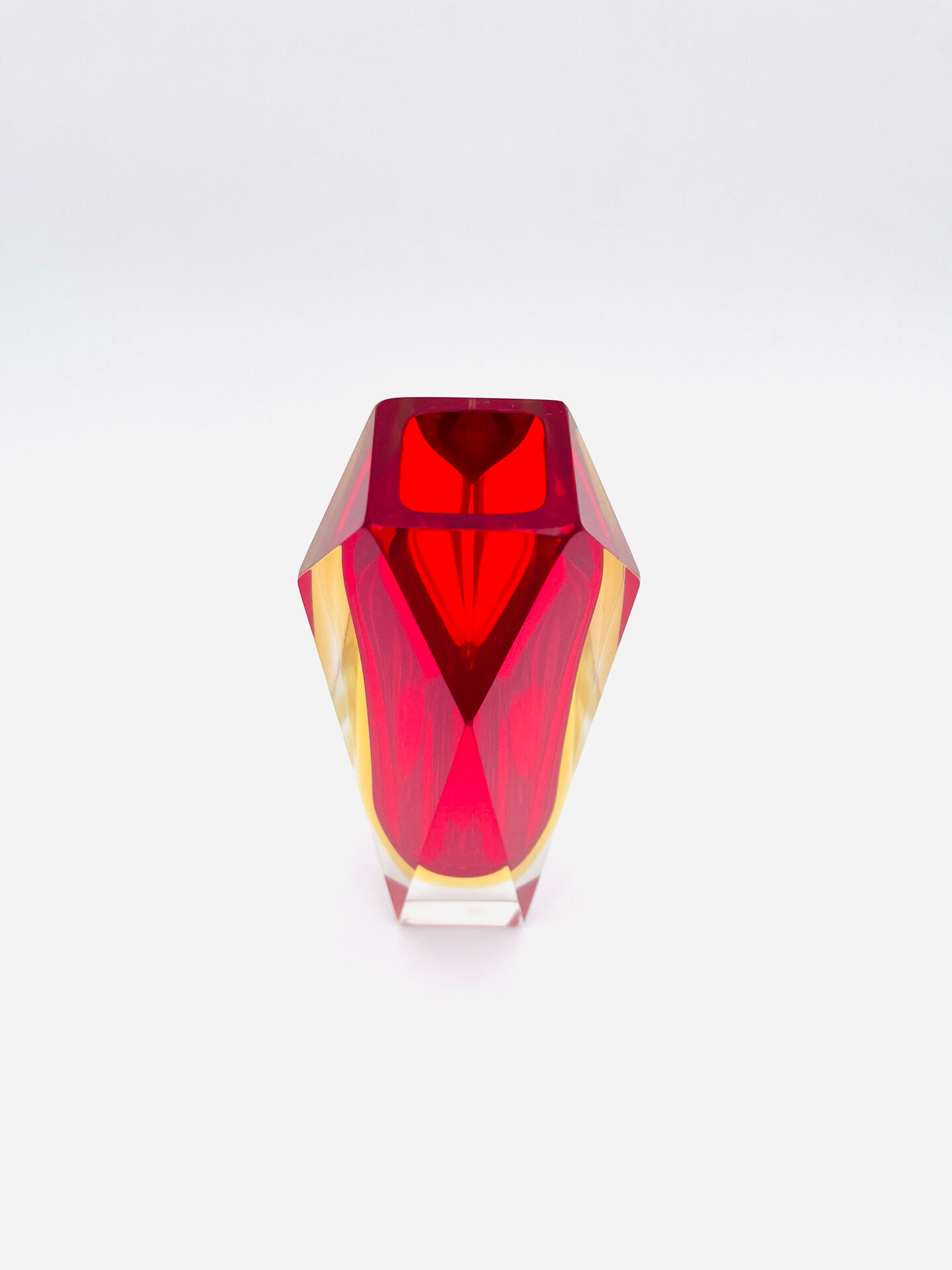 Vase Flavio Poli pour Seguso - Sommerso - Murano rouge et jaune