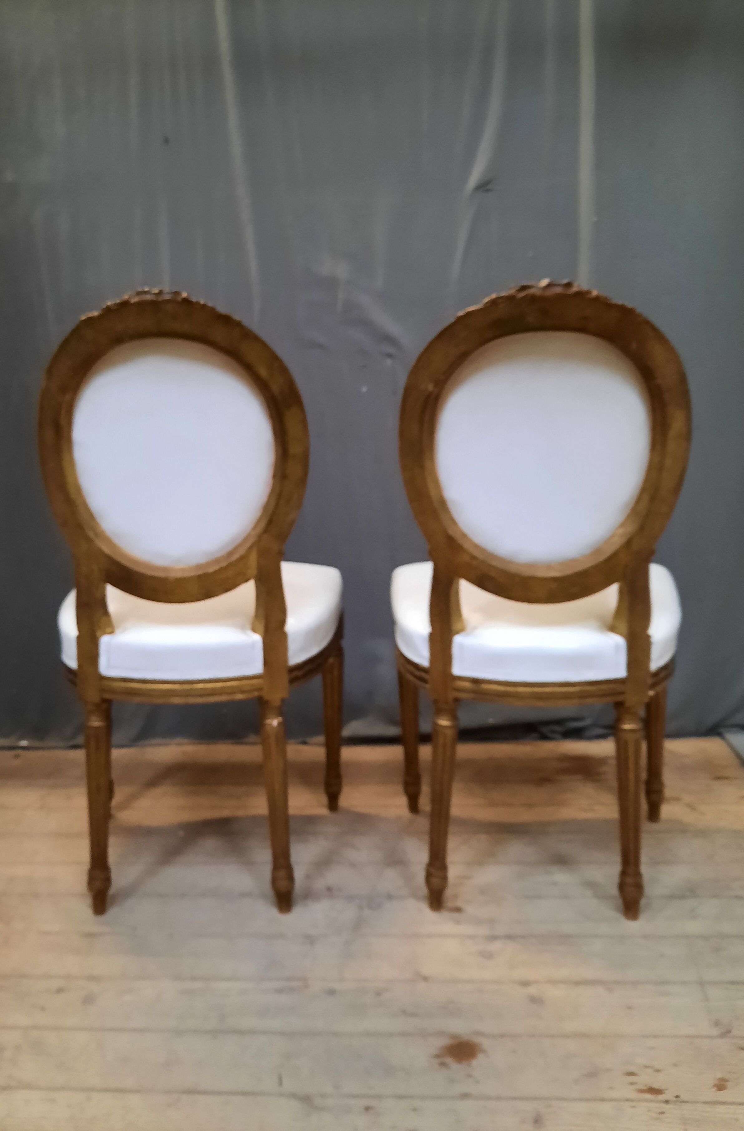 Louis XVI living room in gilded wood