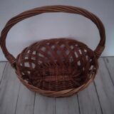 Braided basket with handle