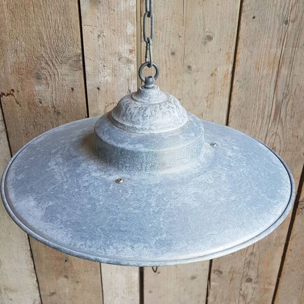Suspension de grange en zinc
